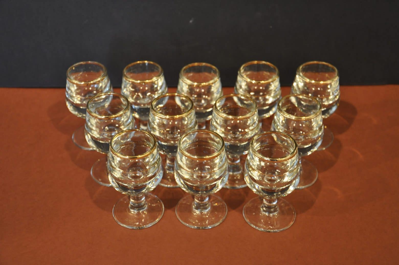Lot De 12 Boutons Vintage Années 80 - Beige Doré, Diamètre 1,5 Cm - Réf. 3024